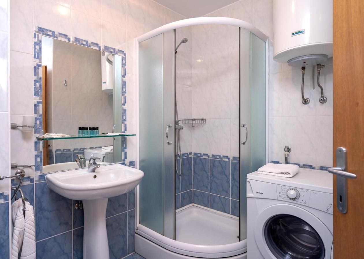 Villa Dalmatia Apartments โบล ภายนอก รูปภาพ