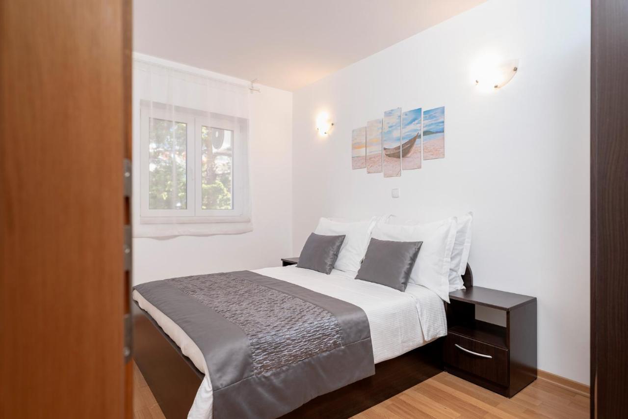 Villa Dalmatia Apartments โบล ภายนอก รูปภาพ