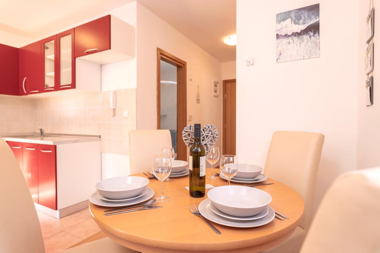 Villa Dalmatia Apartments โบล ภายนอก รูปภาพ