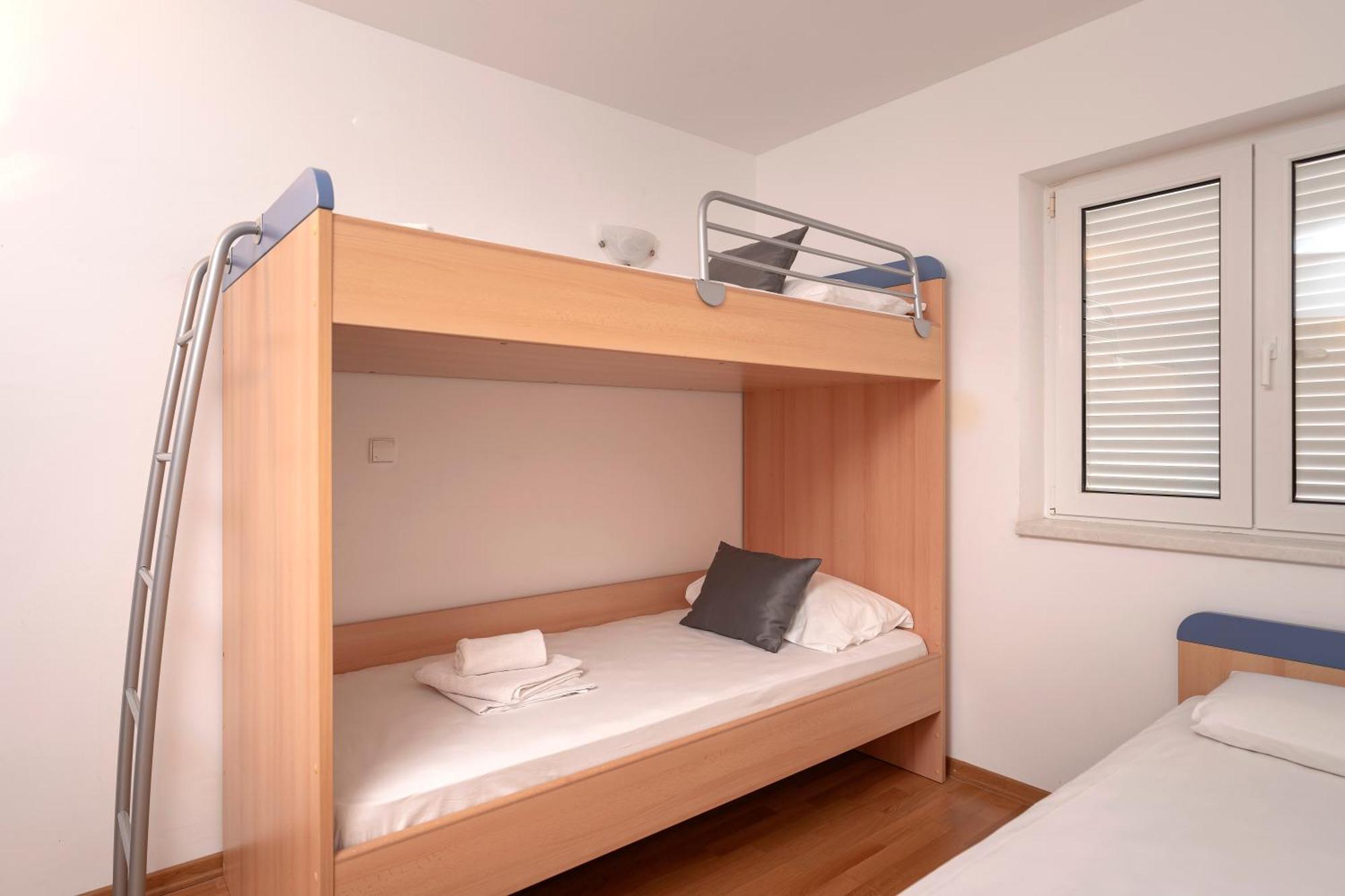 Villa Dalmatia Apartments โบล ภายนอก รูปภาพ