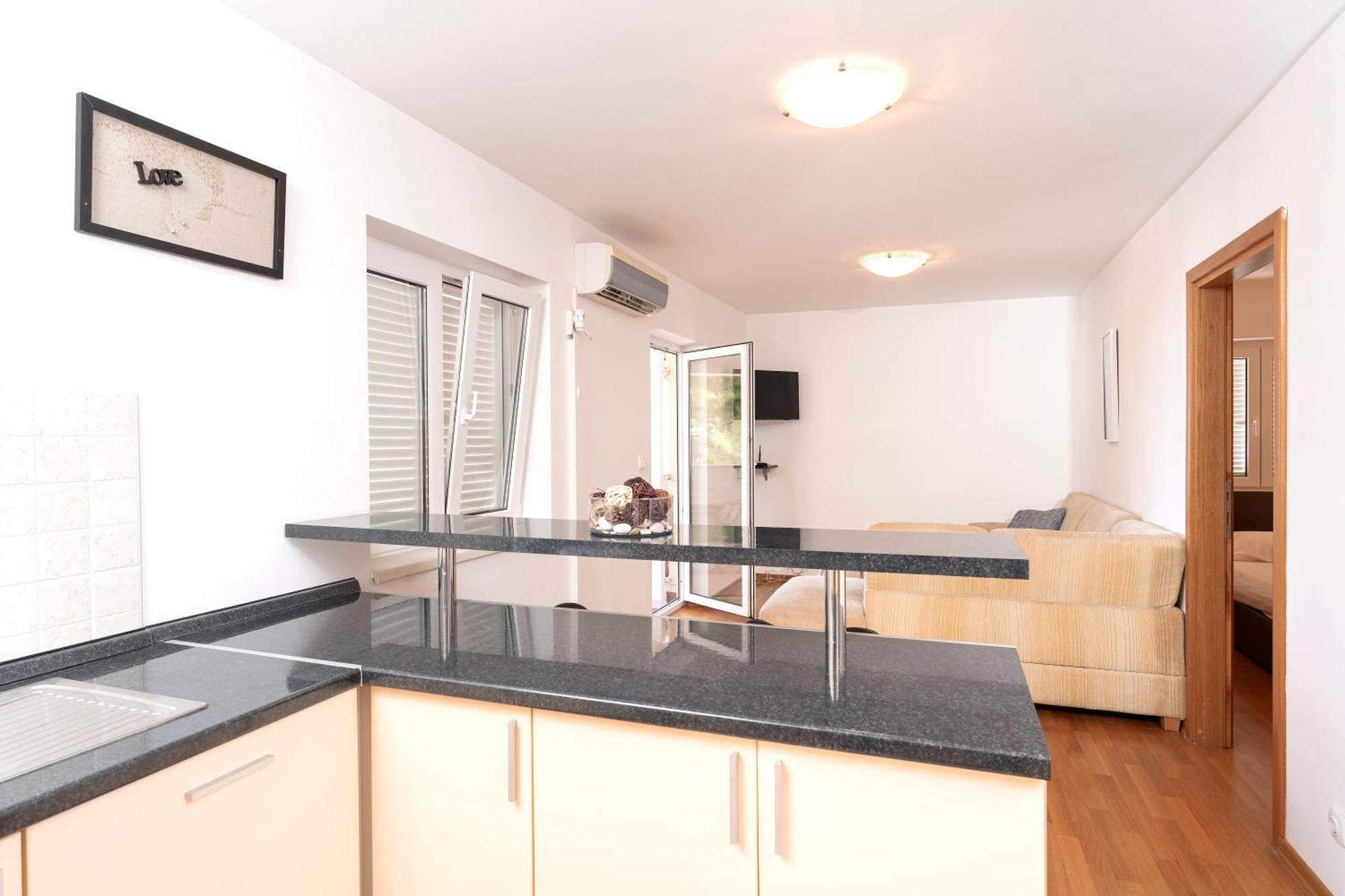 Villa Dalmatia Apartments โบล ภายนอก รูปภาพ