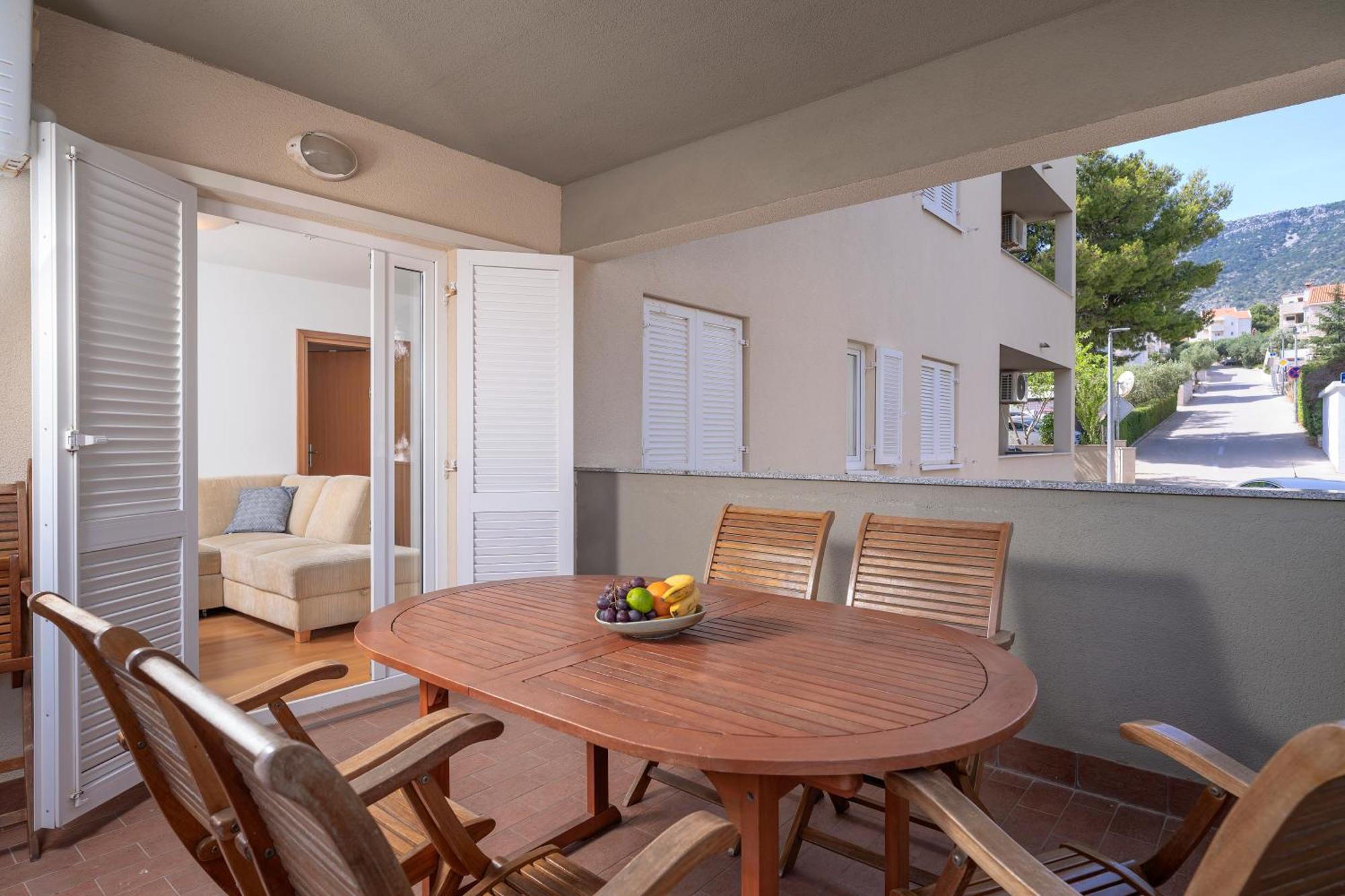 Villa Dalmatia Apartments โบล ภายนอก รูปภาพ